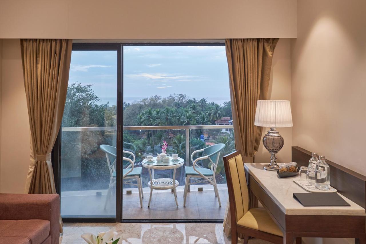 Regenta Central Imperial Candolim Goa Bagian luar foto
